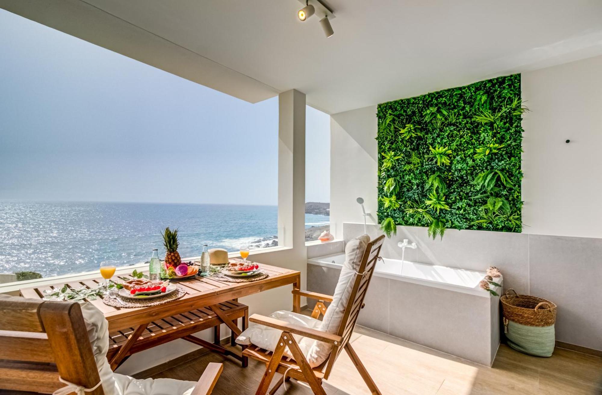 Beautiful Sea View Apartment Callao Salvaje Exterior photo