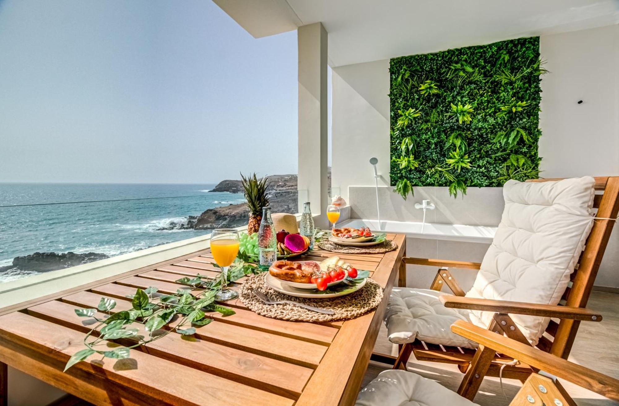 Beautiful Sea View Apartment Callao Salvaje Exterior photo