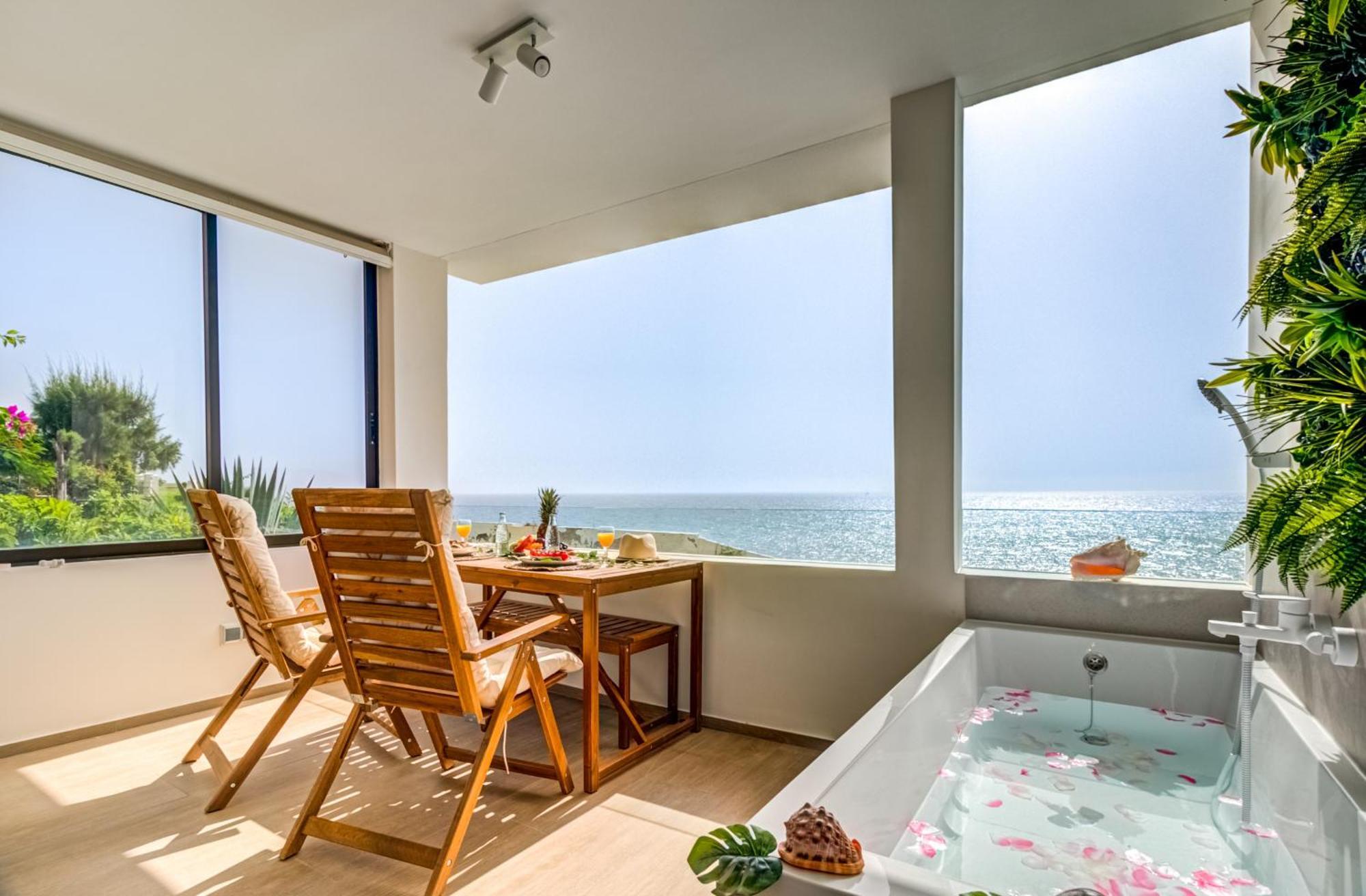 Beautiful Sea View Apartment Callao Salvaje Exterior photo