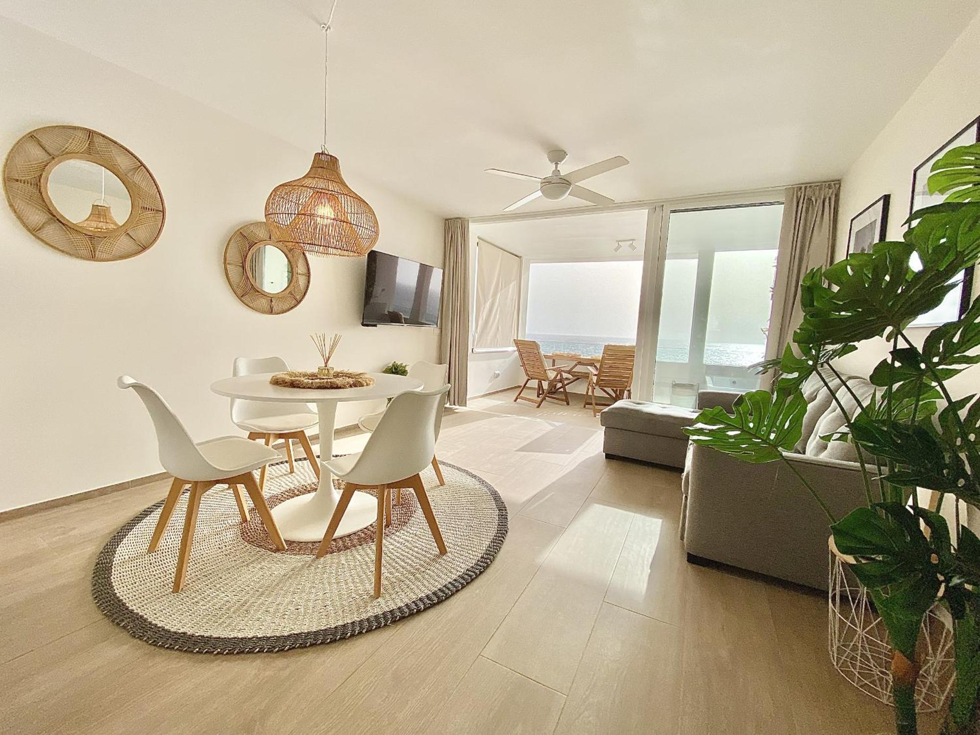 Beautiful Sea View Apartment Callao Salvaje Exterior photo
